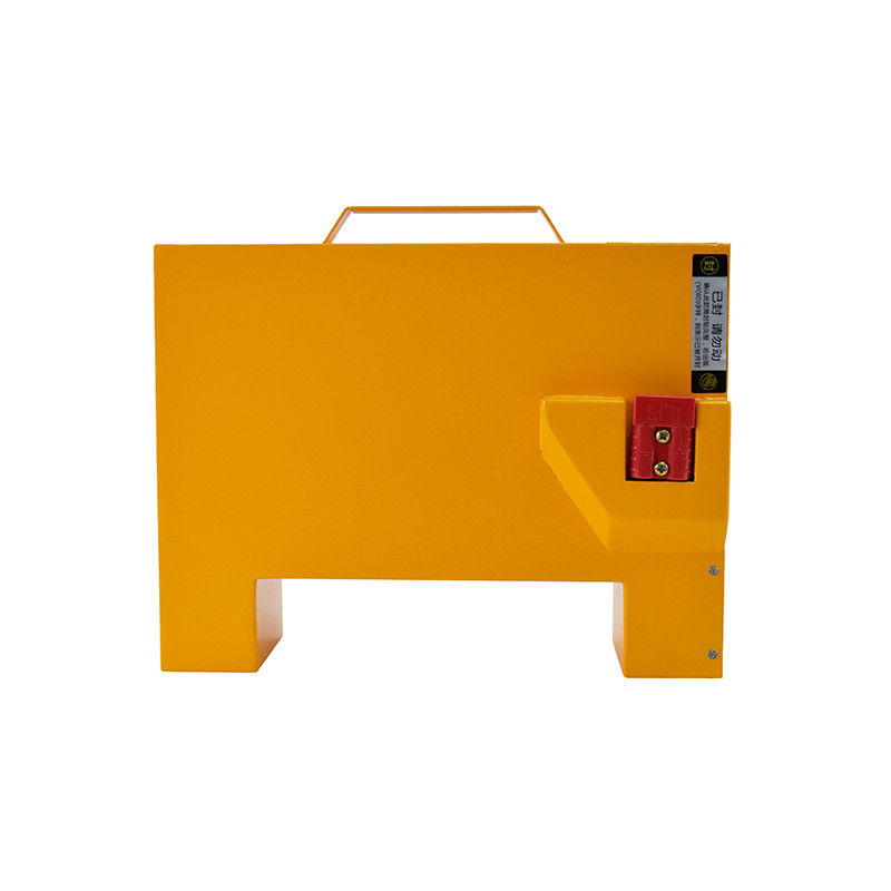 Batteria nera per pallet truck con tempo di scarica di 2-3 ore per applicazioni pesanti