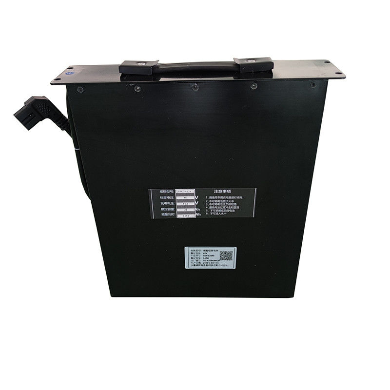 54.6V batteria al litio per carrelli elevatori con capacità di 24Ah per apparecchiature di movimentazione dei materiali