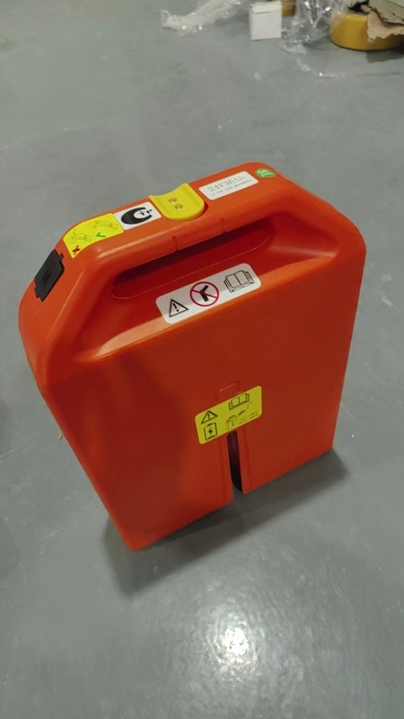 Alta qualità di ciclo profondo di Cina pallet forklift speciale batteria al litio originale 24V 36AH per PET15N pallet forklift